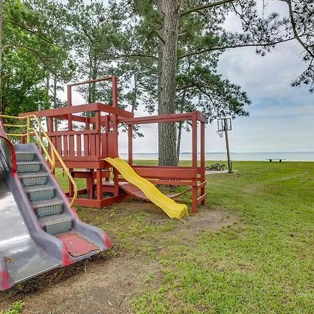 Vacation Home Lake Livingston! Onalaska 外观 照片