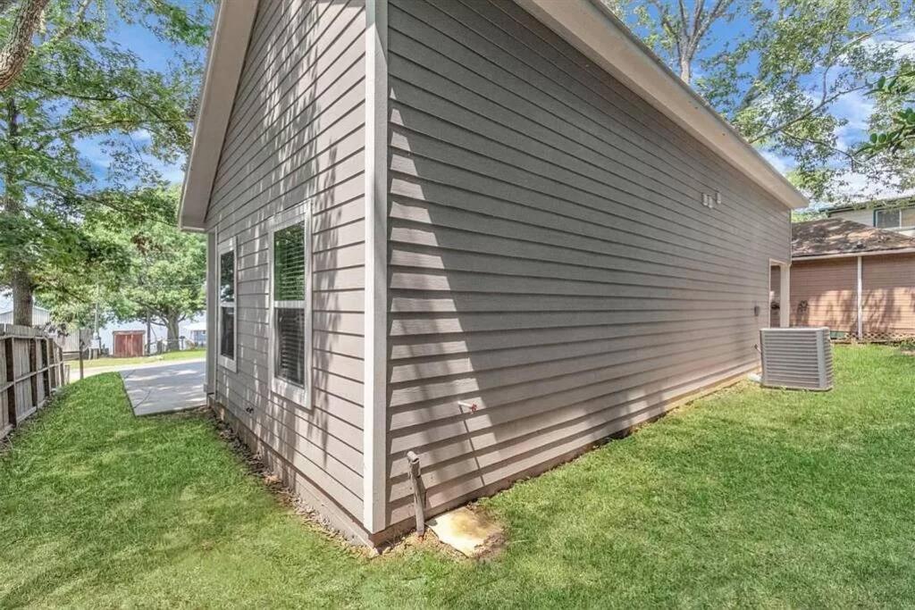 Vacation Home Lake Livingston! Onalaska 外观 照片