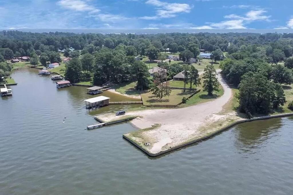 Vacation Home Lake Livingston! Onalaska 外观 照片