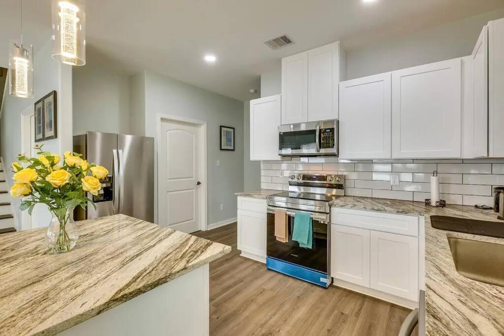 Vacation Home Lake Livingston! Onalaska 外观 照片
